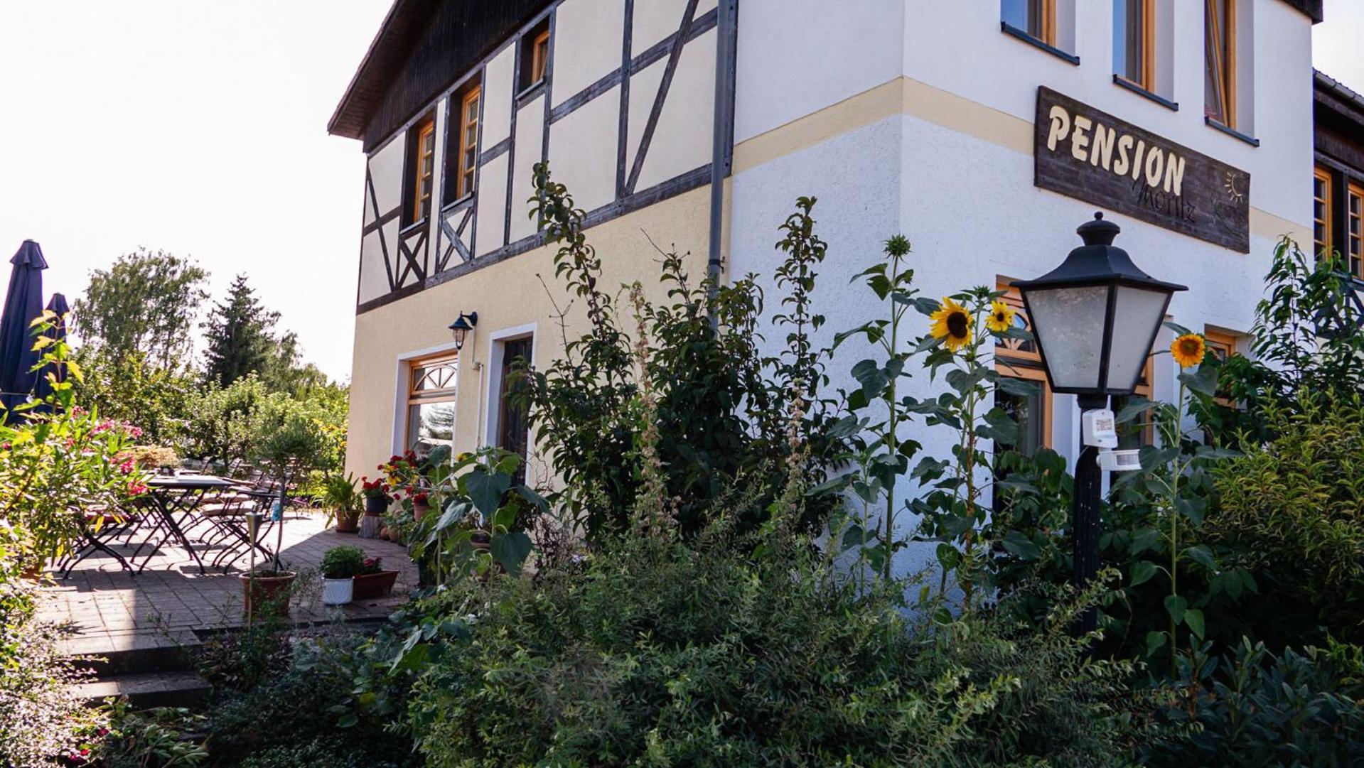 Moritz Und Hofladen Unterm Storchennest -16303 Schwedt,schwedter Allee1 Maison d'hôtes *